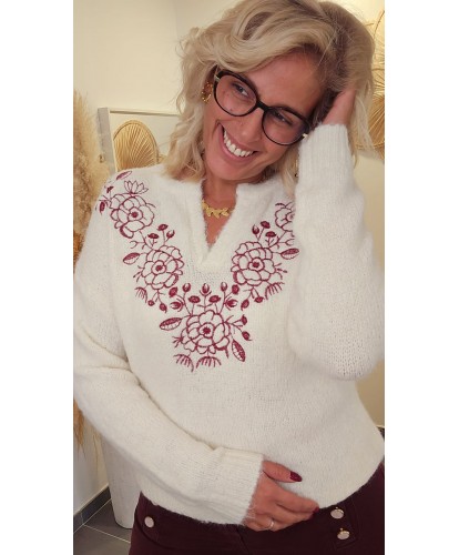 Pull Ecru Broderies Bordeaux - Eve