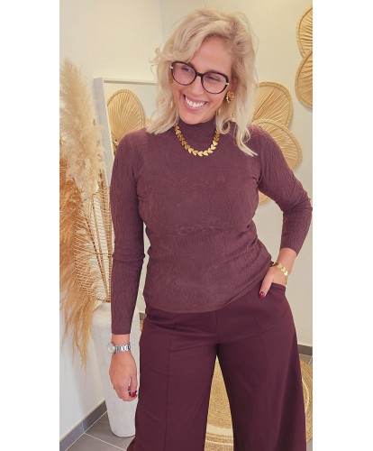 Haut Col Montant Texturé Chocolat – Rebecca