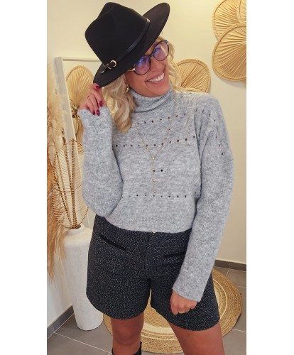 Chapeau Noir Boucle Dorée
