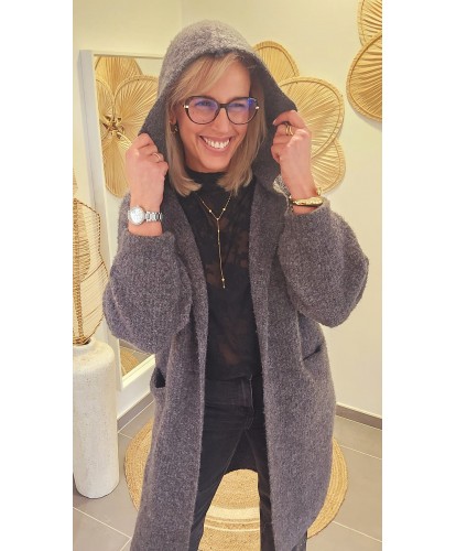Gilet Gris à Capuche Maille Cocooning – Sarah