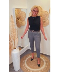 Pantalon Gris Coupe Carotte - Rose